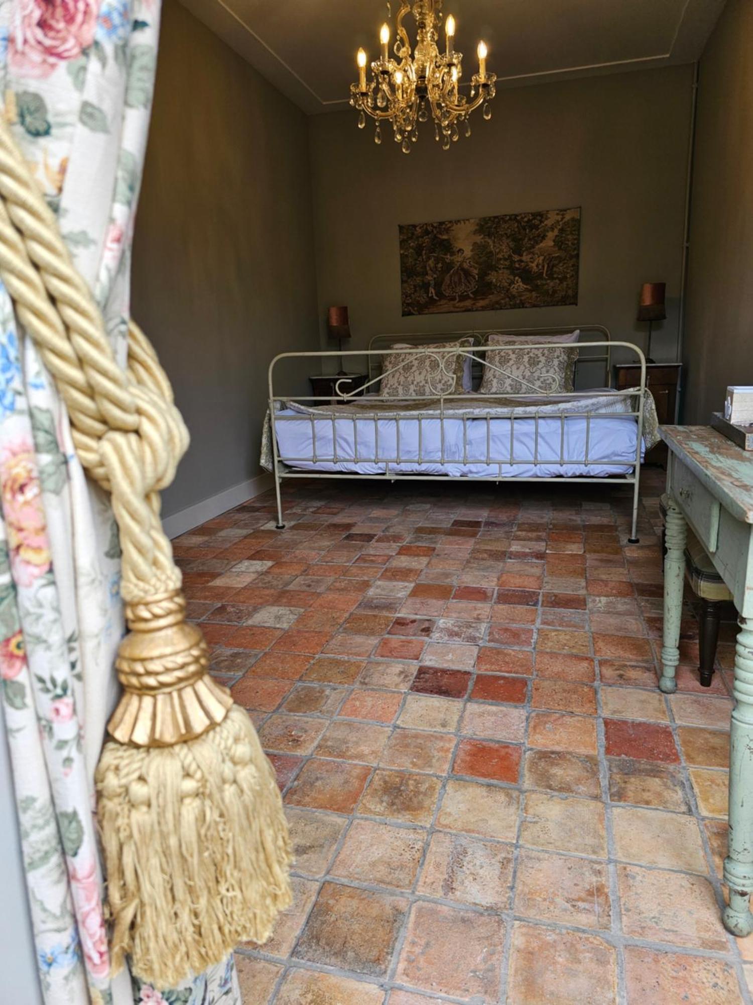 Alloggio per agriturismo Logeerderij Tussen Koe & Kroonluchter *